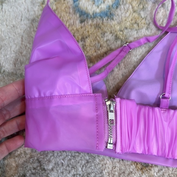 iHeartRaves, Awesome Bralette, Zippered Side, Adjustable Straps,Size Medium - Picture 7 of 10